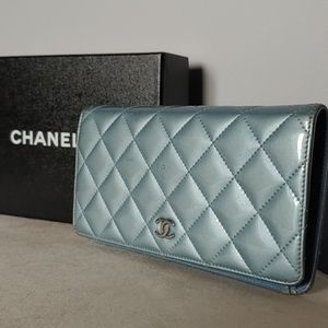Chanel L-yen Wallet